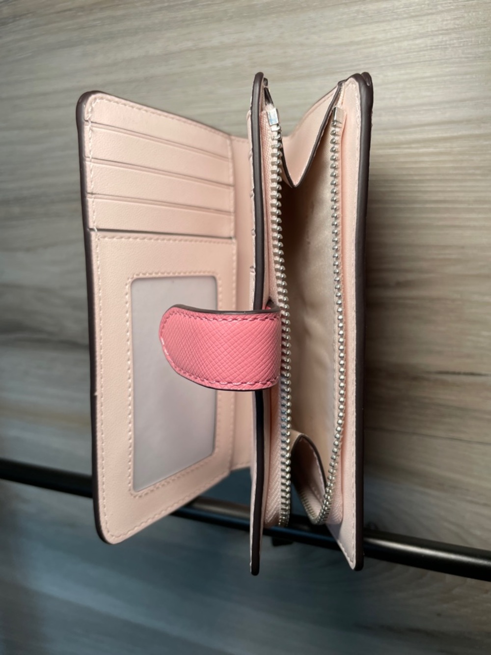 NWT- Women's Kate Spade Saffiano Leather Medium Bifold Wallet, Grapefruit Soda - Picture 8 of 8